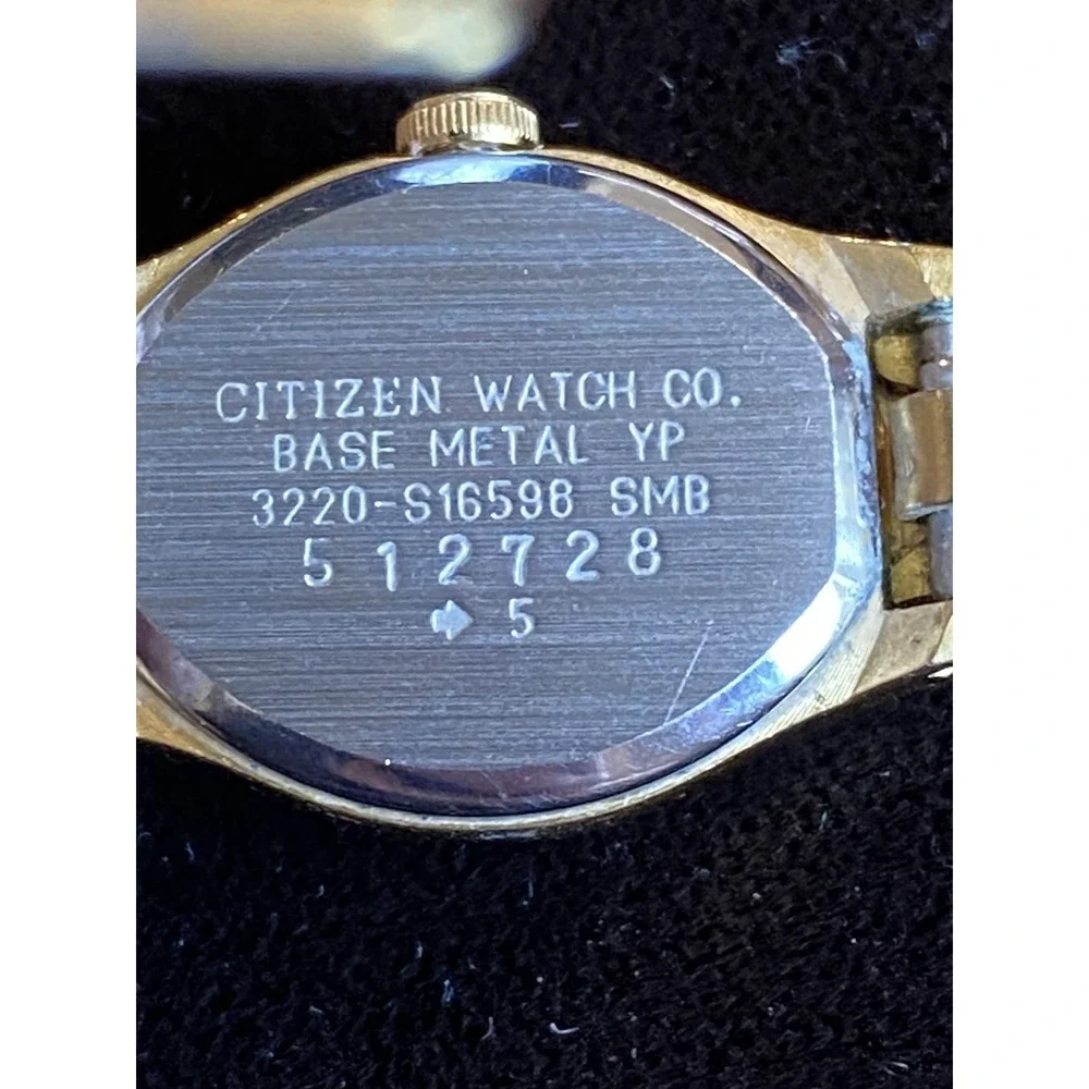 CITIZEN Quartz Watch Womens Gold Tone Textured 5